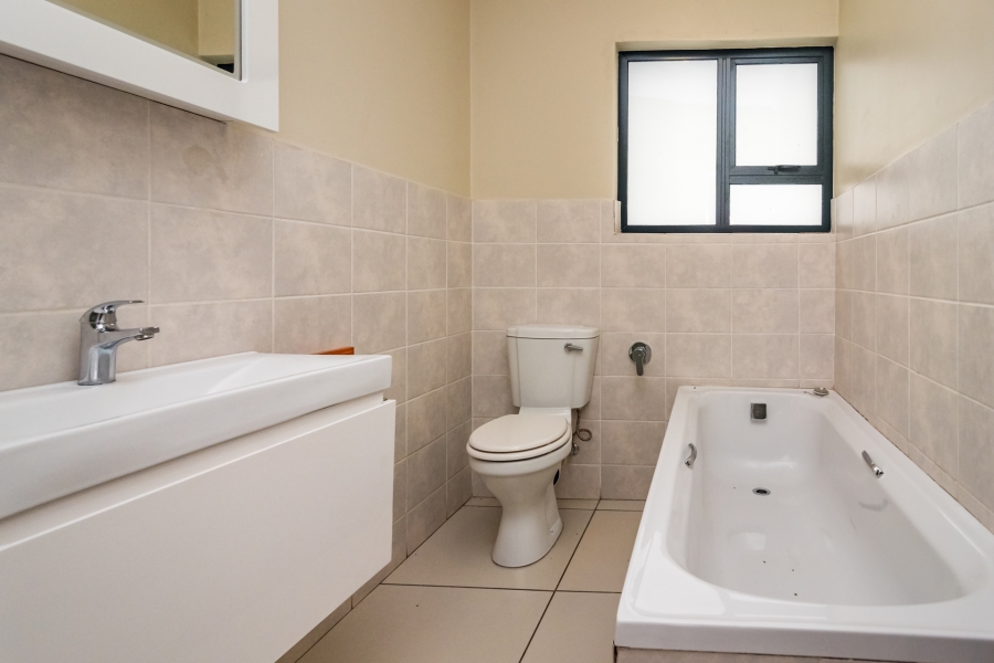 3 Bedroom Property for Sale in Parkmore Gauteng