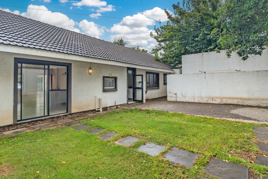 3 Bedroom Property for Sale in Parkmore Gauteng