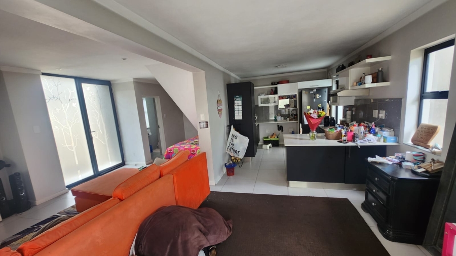 3 Bedroom Property for Sale in Equestria Gauteng