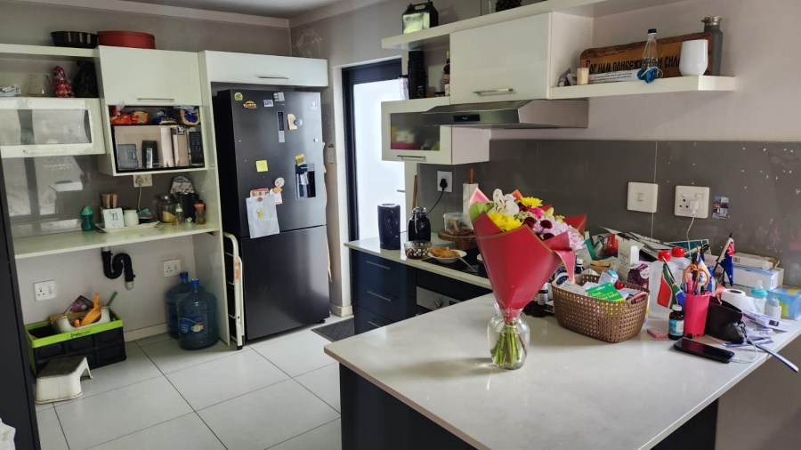 3 Bedroom Property for Sale in Equestria Gauteng