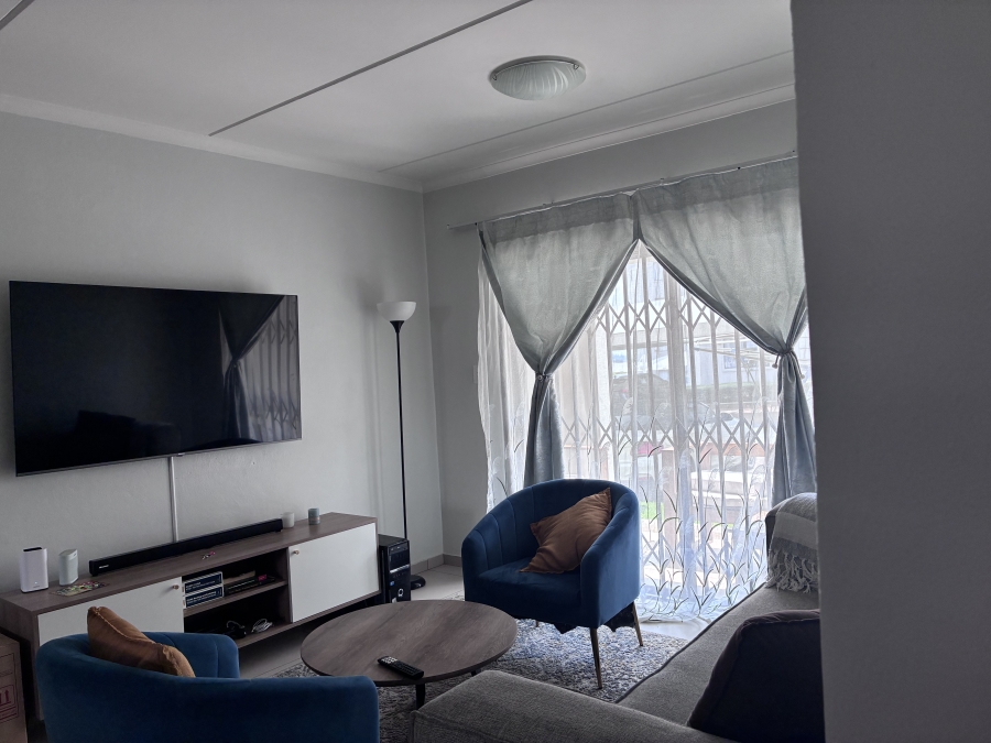 2 Bedroom Property for Sale in Carlswald Gauteng