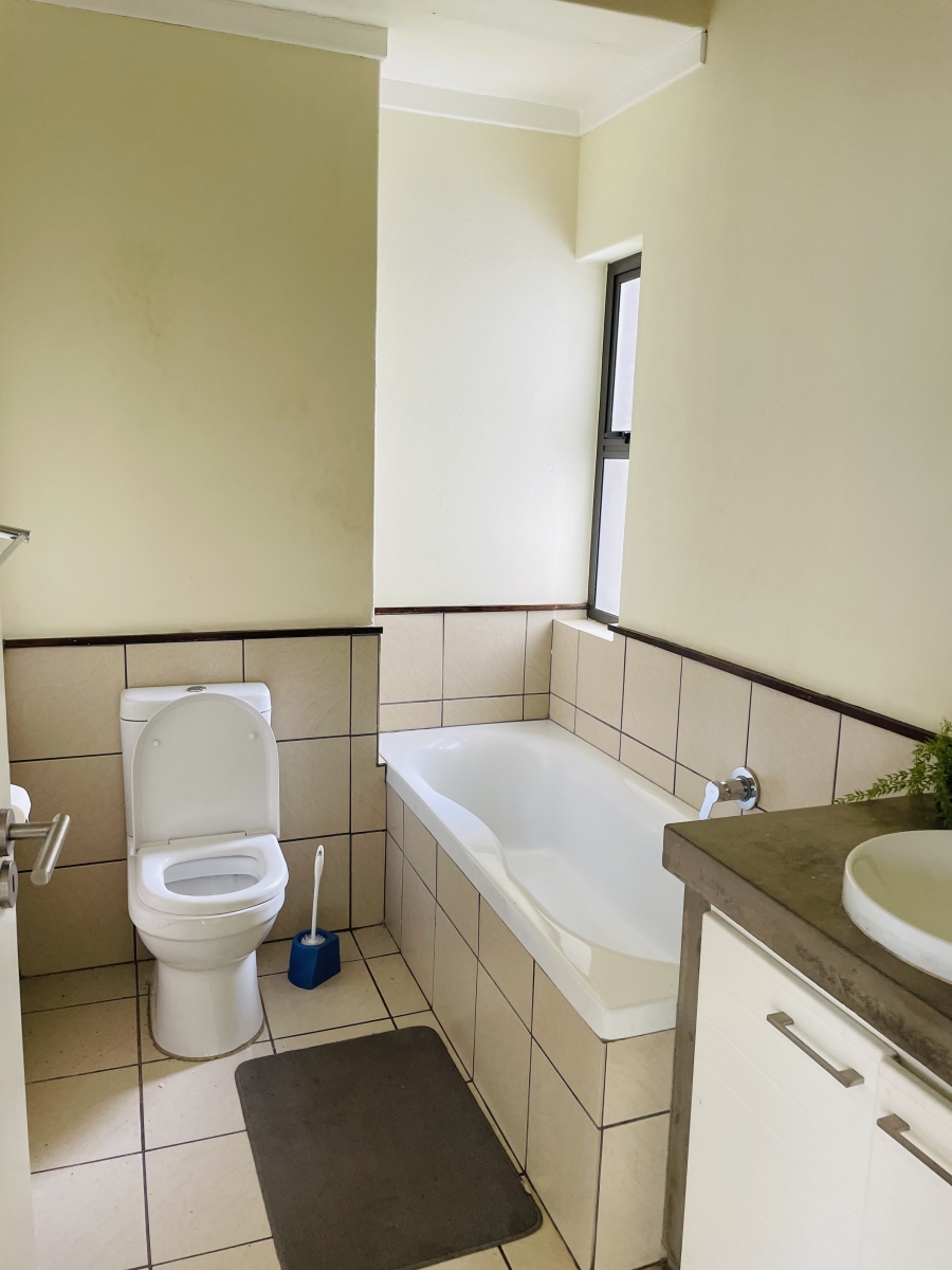 2 Bedroom Property for Sale in Dainfern Gauteng