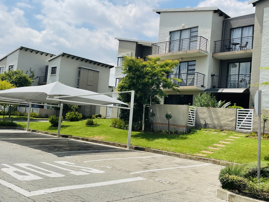 2 Bedroom Property for Sale in Dainfern Gauteng