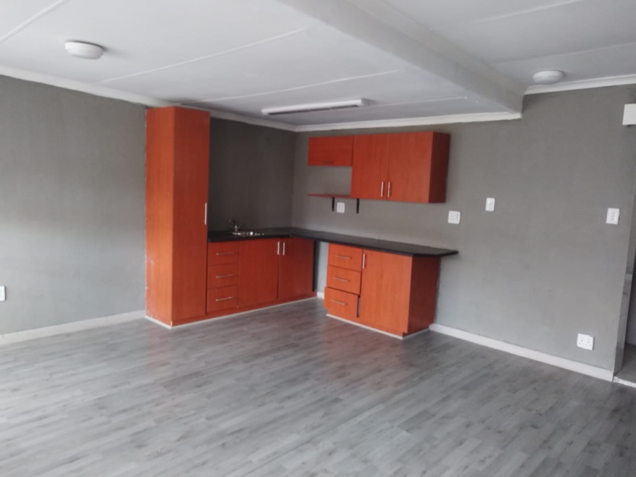 2 Bedroom Property for Sale in Pomona Gauteng