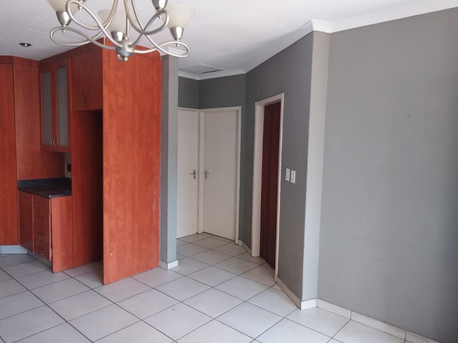 2 Bedroom Property for Sale in Pomona Gauteng