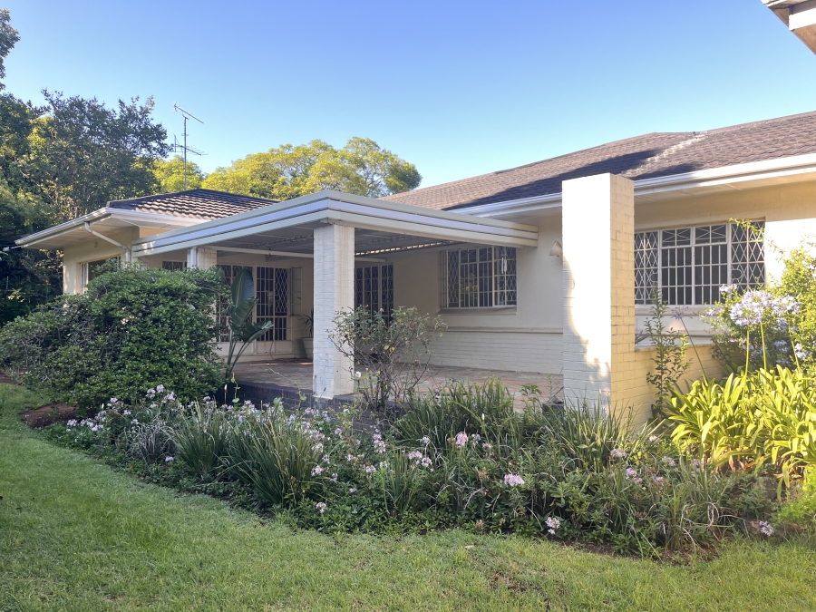 4 Bedroom Property for Sale in Oaklands Gauteng