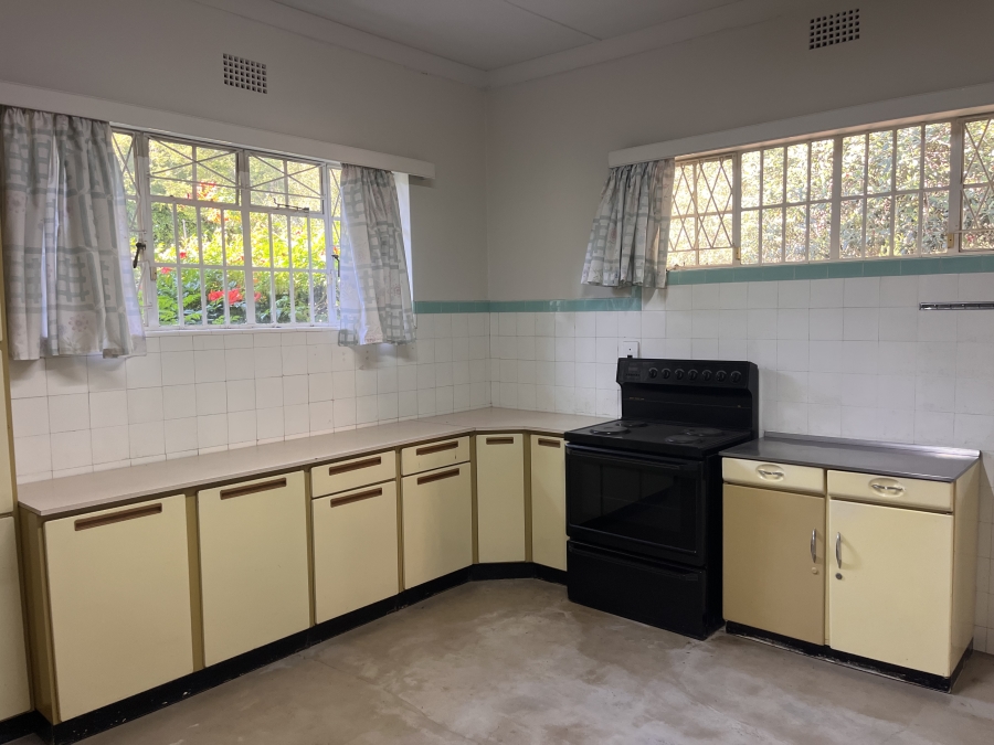 4 Bedroom Property for Sale in Oaklands Gauteng