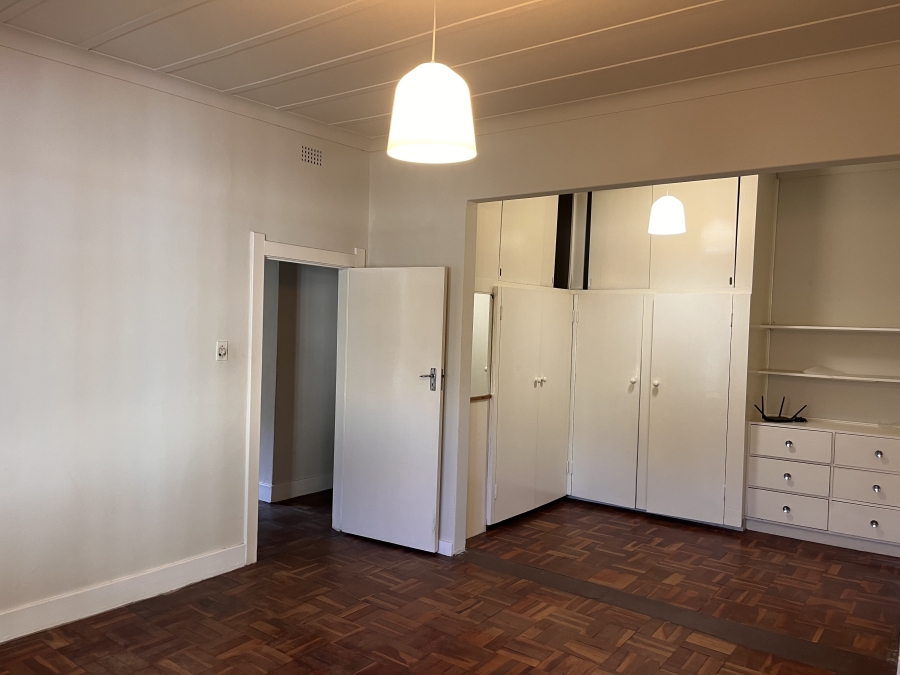 4 Bedroom Property for Sale in Oaklands Gauteng