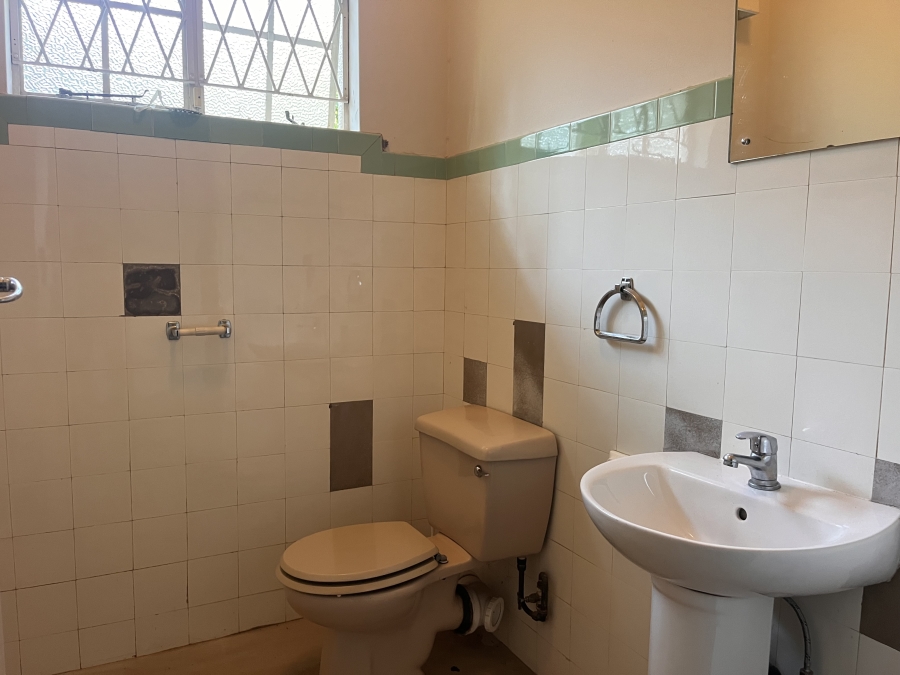 4 Bedroom Property for Sale in Oaklands Gauteng