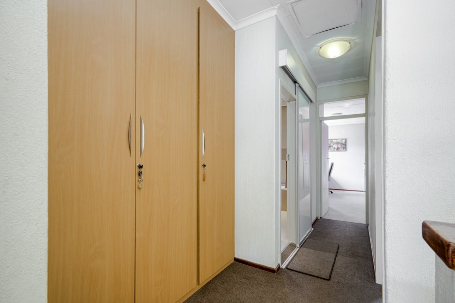 To Let 3 Bedroom Property for Rent in Victory Park Gauteng