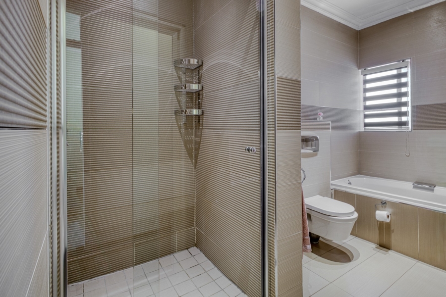 To Let 3 Bedroom Property for Rent in Victory Park Gauteng