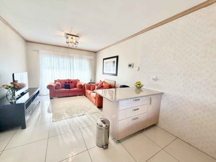 1 Bedroom Property for Sale in Noordwyk Gauteng