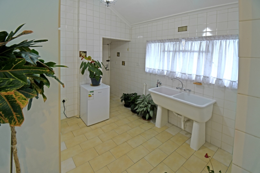 To Let 3 Bedroom Property for Rent in Hyde Park Gauteng