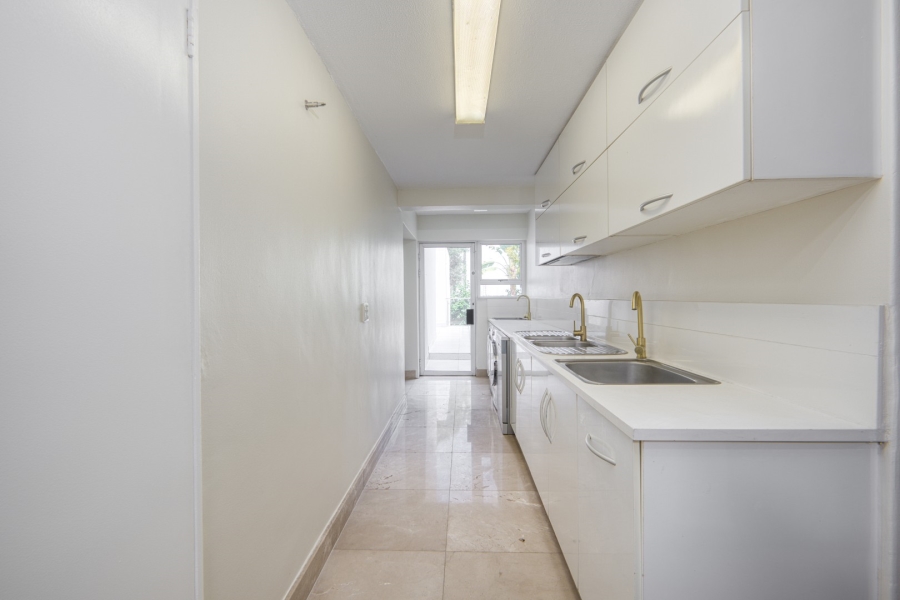 To Let 6 Bedroom Property for Rent in Morningside Gauteng