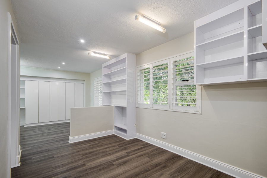 To Let 6 Bedroom Property for Rent in Morningside Gauteng