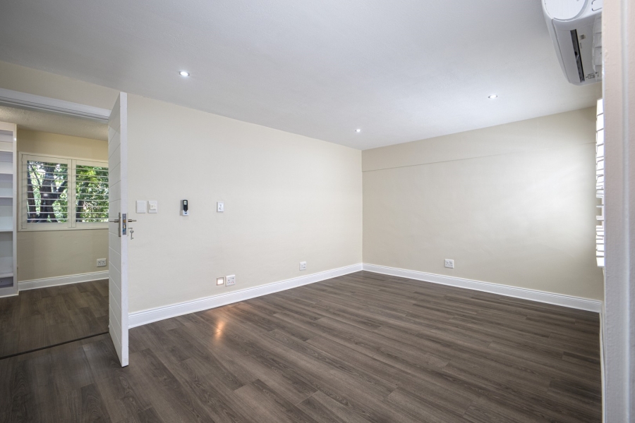 To Let 6 Bedroom Property for Rent in Morningside Gauteng