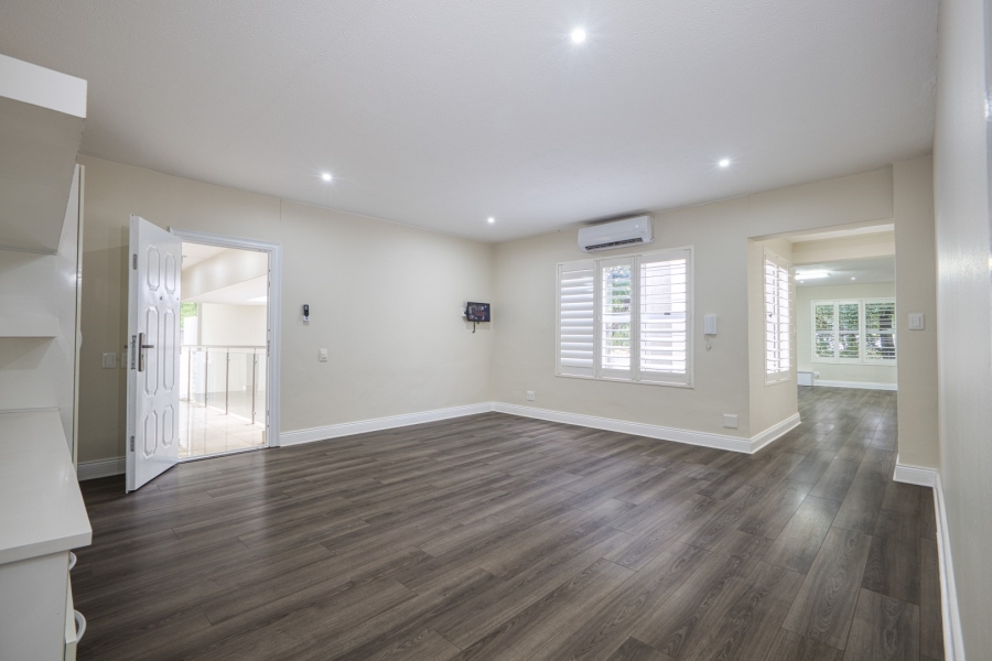 To Let 6 Bedroom Property for Rent in Morningside Gauteng