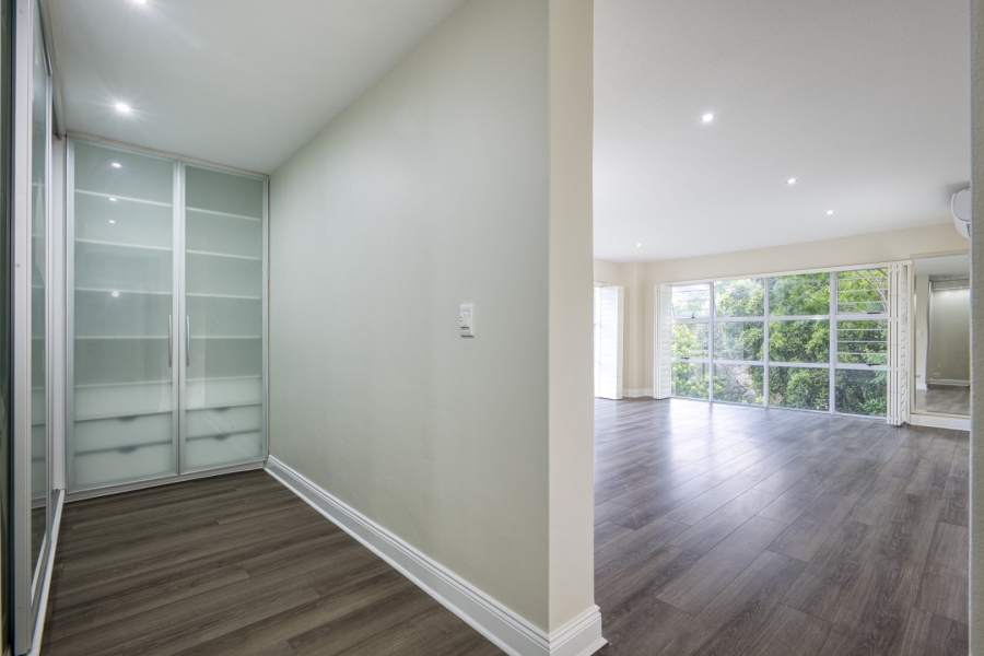 To Let 6 Bedroom Property for Rent in Morningside Gauteng