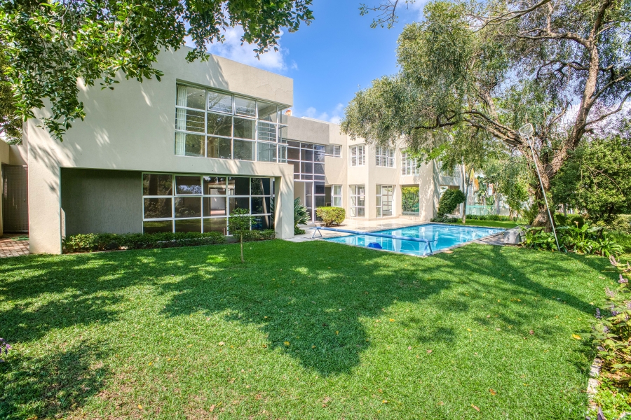 To Let 6 Bedroom Property for Rent in Morningside Gauteng