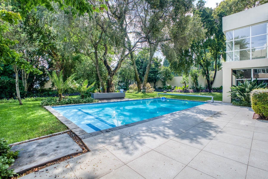 To Let 6 Bedroom Property for Rent in Morningside Gauteng