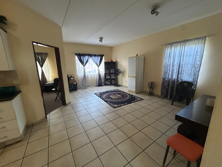 2 Bedroom Property for Sale in Halfway Gardens Gauteng