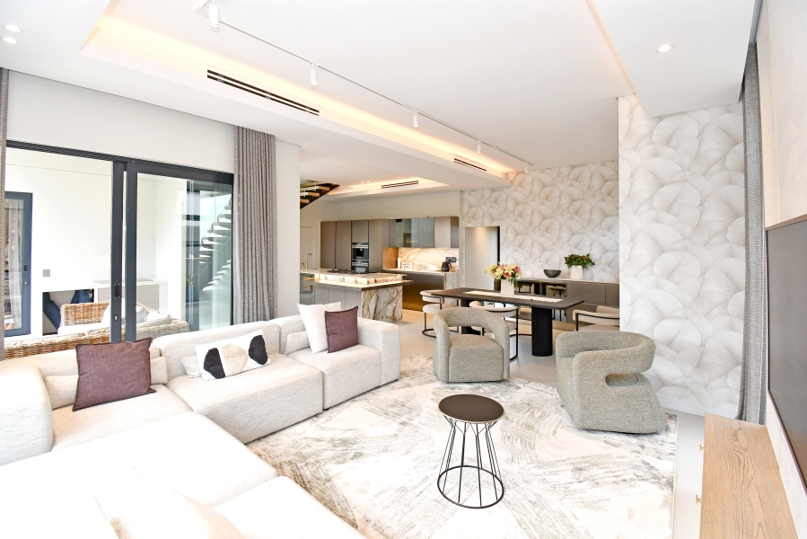 4 Bedroom Property for Sale in Lonehill Gauteng