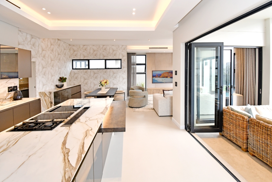 4 Bedroom Property for Sale in Lonehill Gauteng