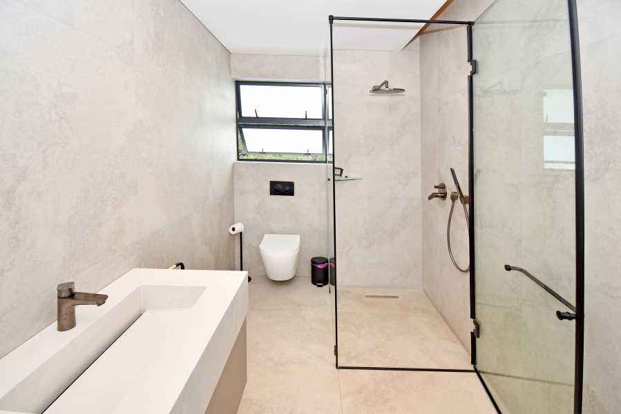 4 Bedroom Property for Sale in Lonehill Gauteng