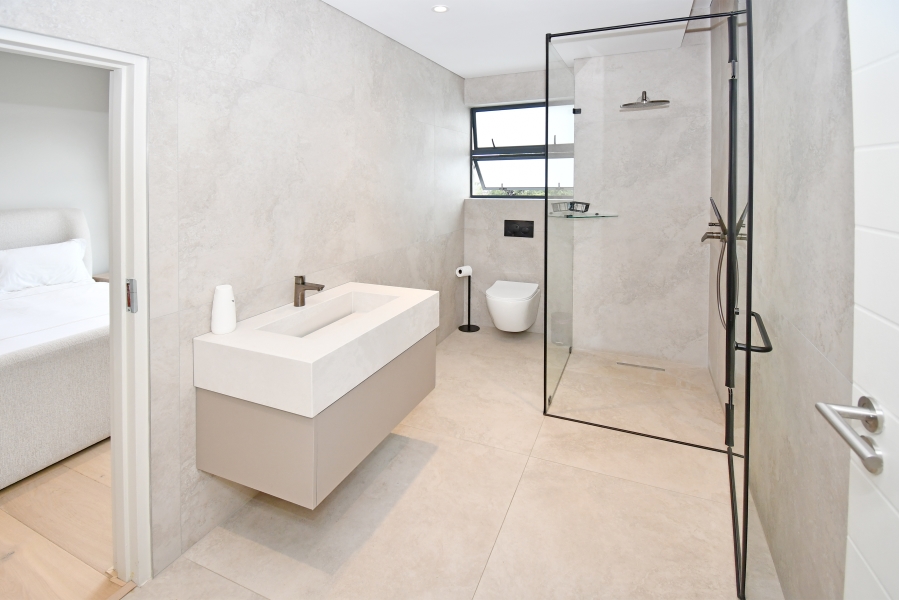 4 Bedroom Property for Sale in Lonehill Gauteng