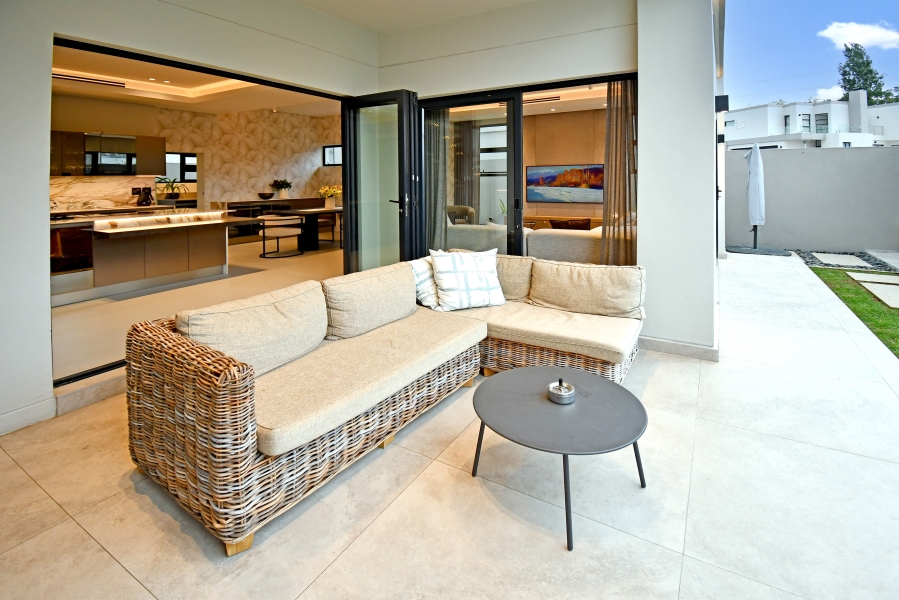 4 Bedroom Property for Sale in Lonehill Gauteng