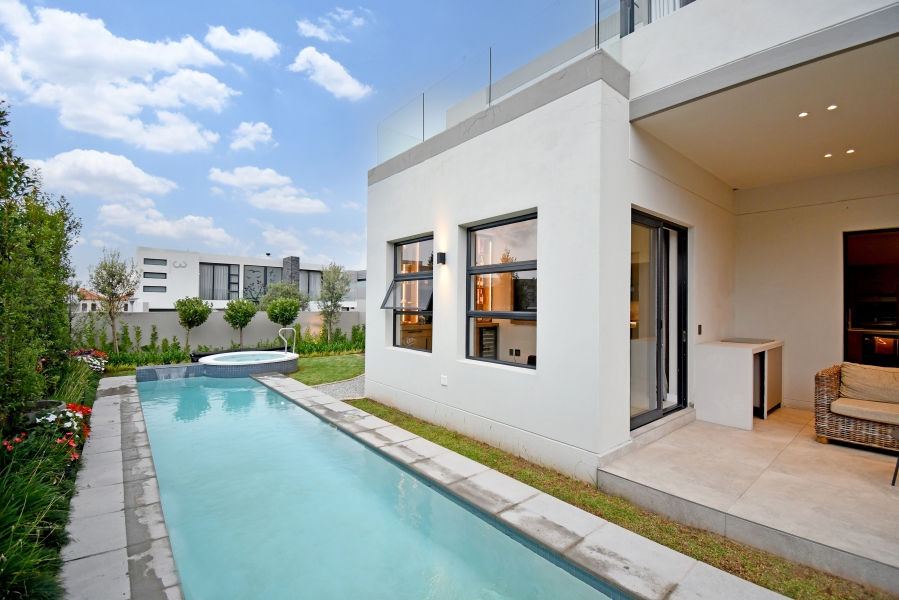 4 Bedroom Property for Sale in Lonehill Gauteng