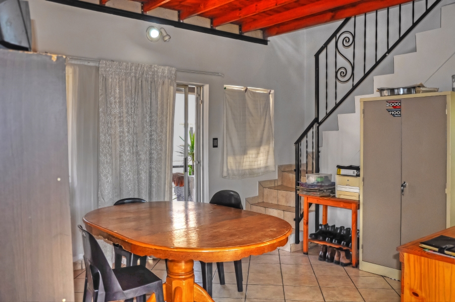 2 Bedroom Property for Sale in Vorna Valley Gauteng