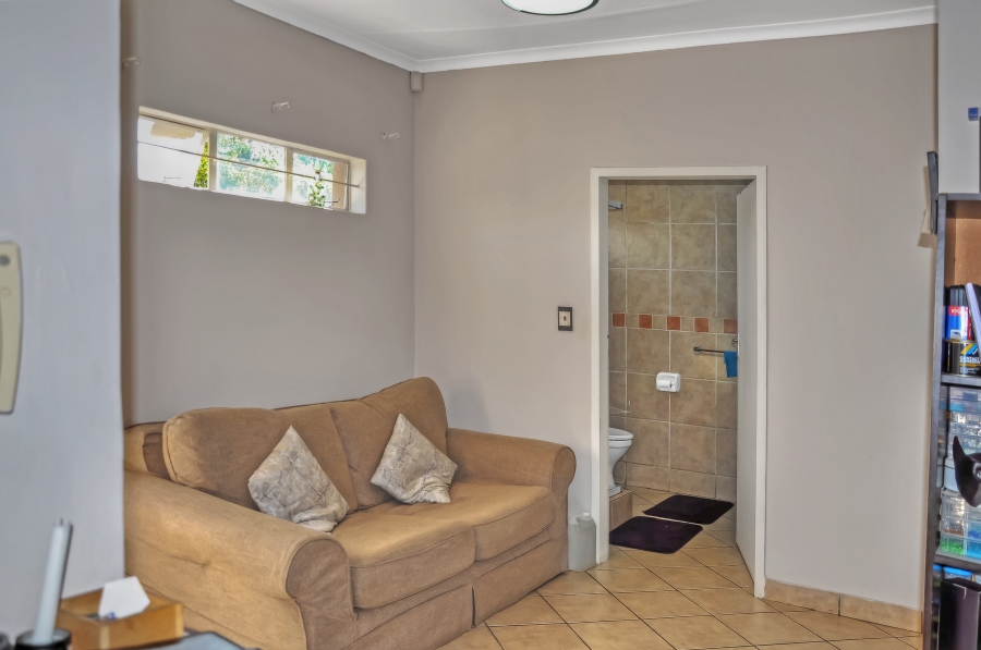 2 Bedroom Property for Sale in Vorna Valley Gauteng