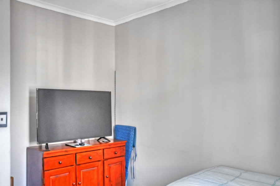 2 Bedroom Property for Sale in Vorna Valley Gauteng