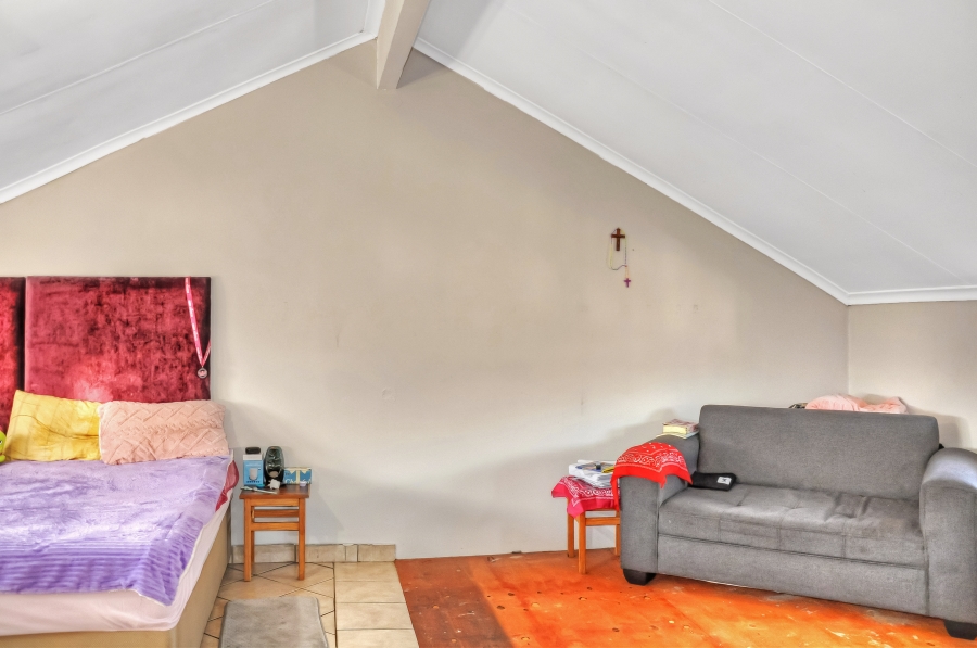 2 Bedroom Property for Sale in Vorna Valley Gauteng