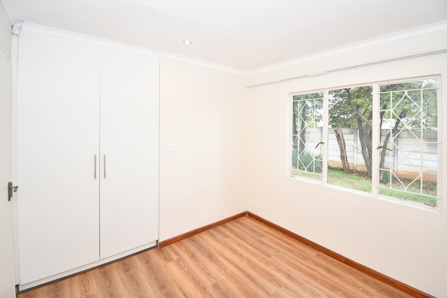 4 Bedroom Property for Sale in Vorna Valley Gauteng