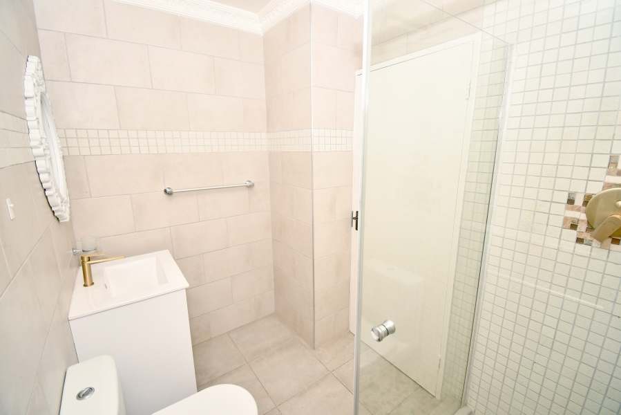 4 Bedroom Property for Sale in Vorna Valley Gauteng