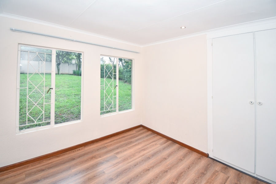 4 Bedroom Property for Sale in Vorna Valley Gauteng