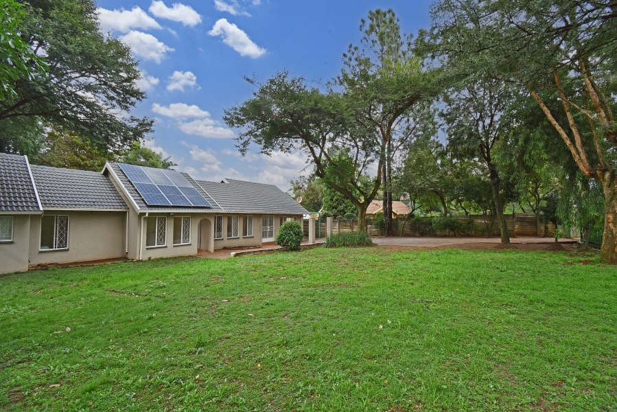 4 Bedroom Property for Sale in Vorna Valley Gauteng