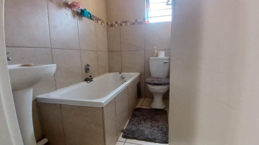 3 Bedroom Property for Sale in Mindalore Gauteng