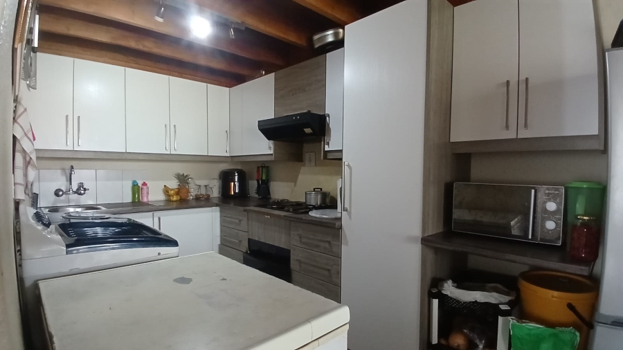 2 Bedroom Property for Sale in Mindalore Gauteng