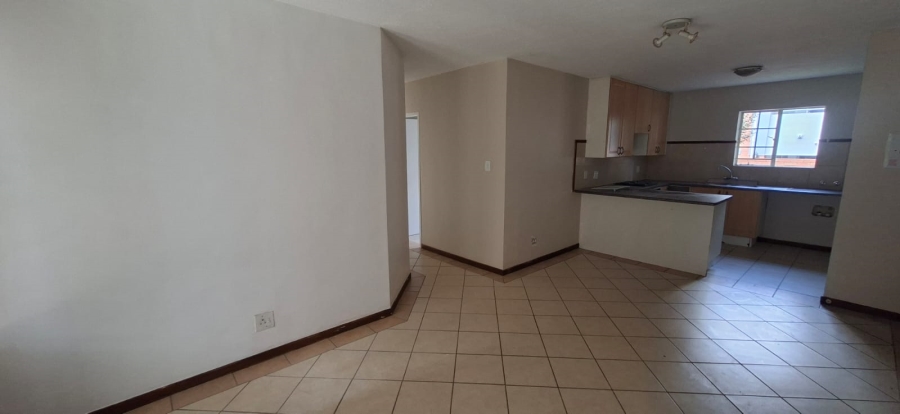 3 Bedroom Property for Sale in Die Hoewes Gauteng