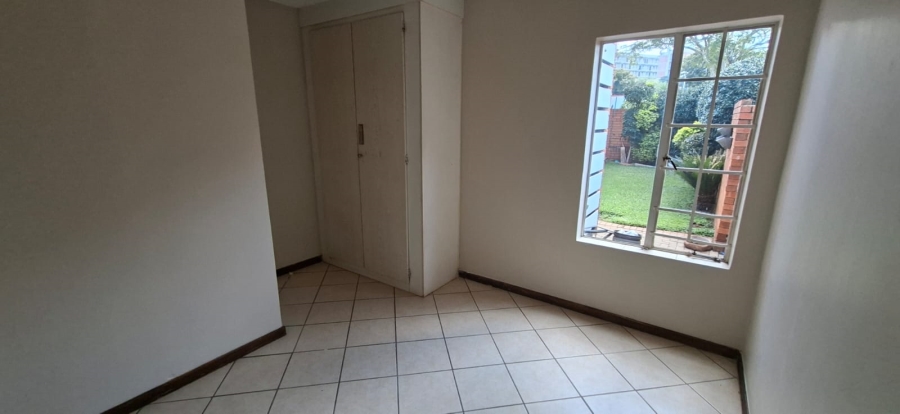 3 Bedroom Property for Sale in Die Hoewes Gauteng