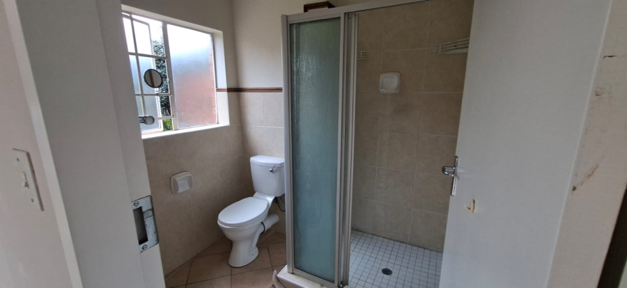 3 Bedroom Property for Sale in Die Hoewes Gauteng