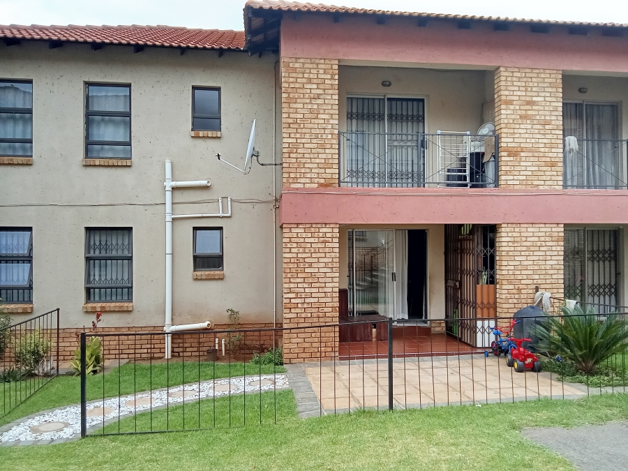 3 Bedroom Property for Sale in Groblerpark Gauteng