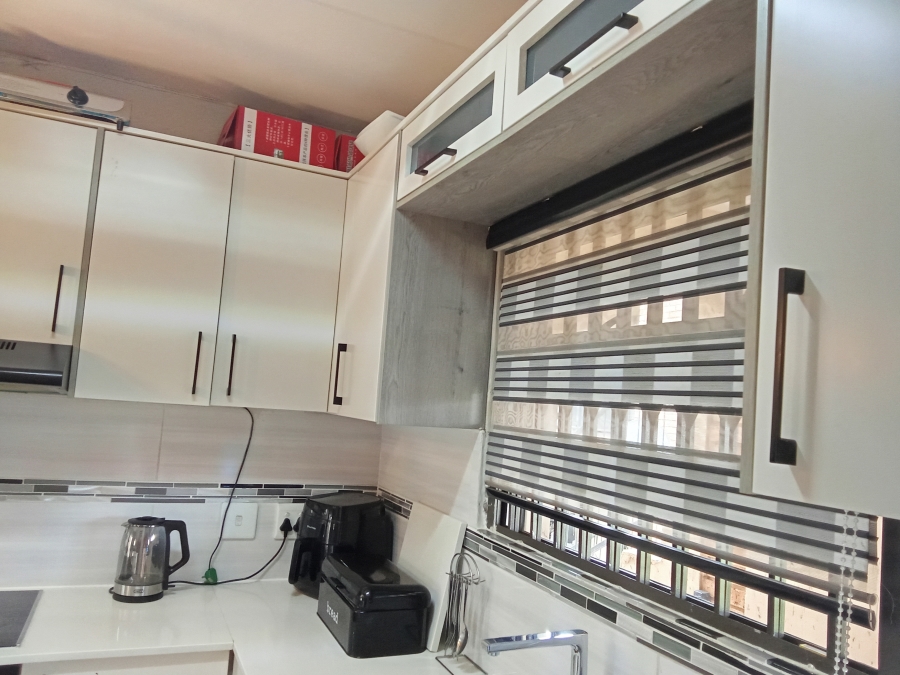 3 Bedroom Property for Sale in Groblerpark Gauteng