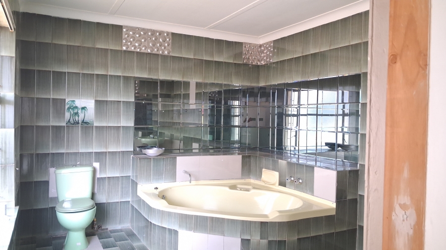 4 Bedroom Property for Sale in Rensburg Gauteng