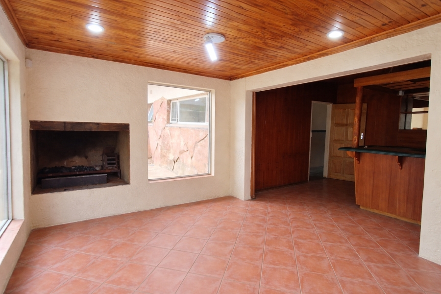 4 Bedroom Property for Sale in Rensburg Gauteng