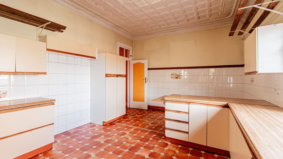 7 Bedroom Property for Sale in Kensington Gauteng