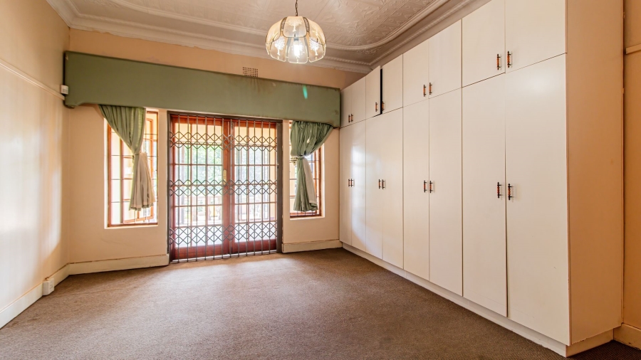 7 Bedroom Property for Sale in Kensington Gauteng